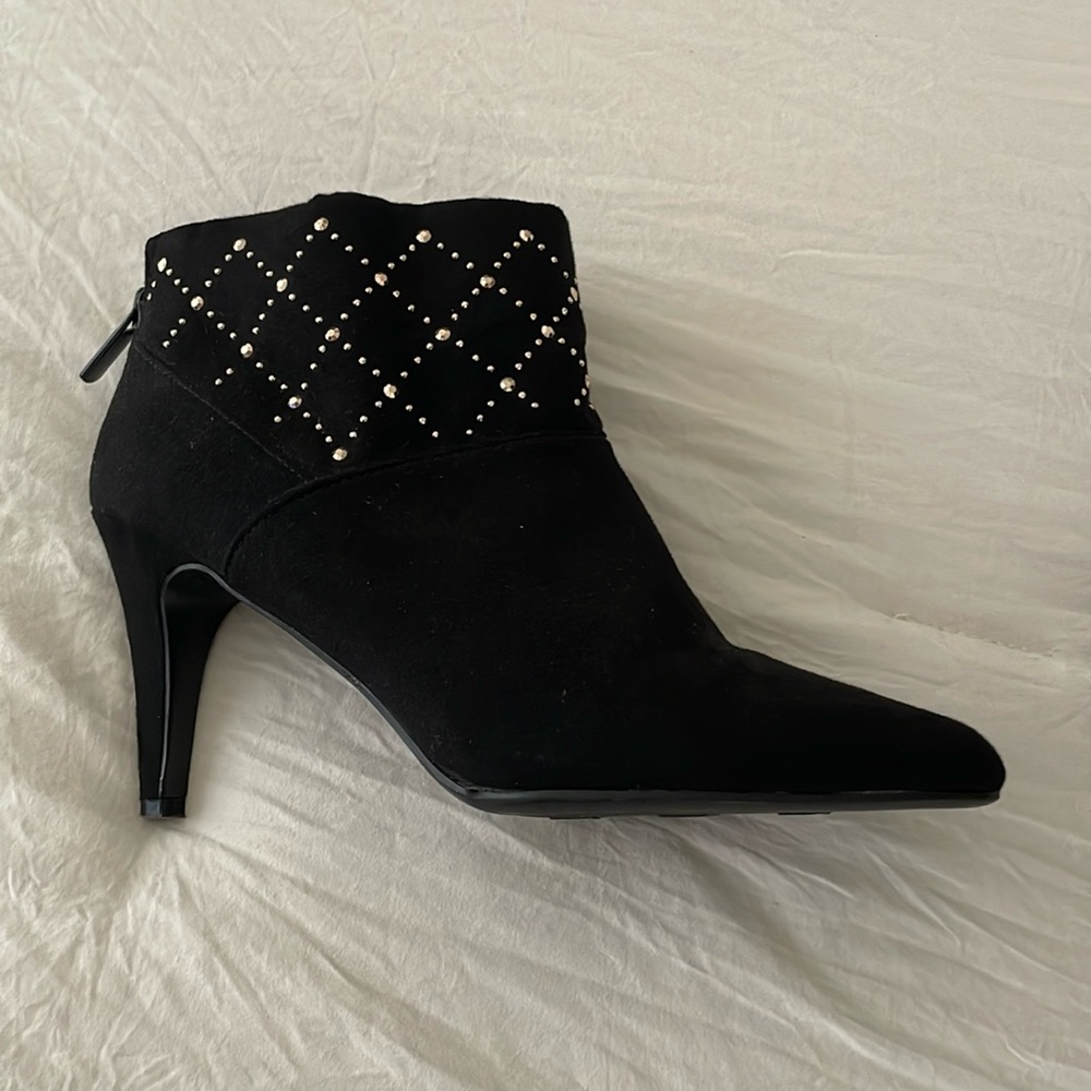 IMPO BLACK SCAPE BOOTIES WITH GOLD